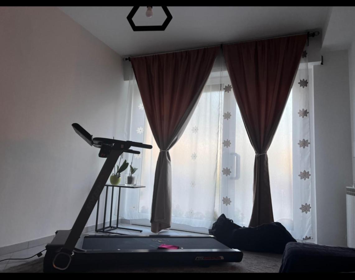 Wellhome มารีนา ดิ มอนเตมาร์เชียโน ภายนอก รูปภาพ